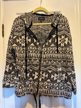 Women’s American Eagle Tribal Geometric Print Zip Up Hoodie Large Black/Cream